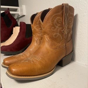 Justin brand cowgirl boots